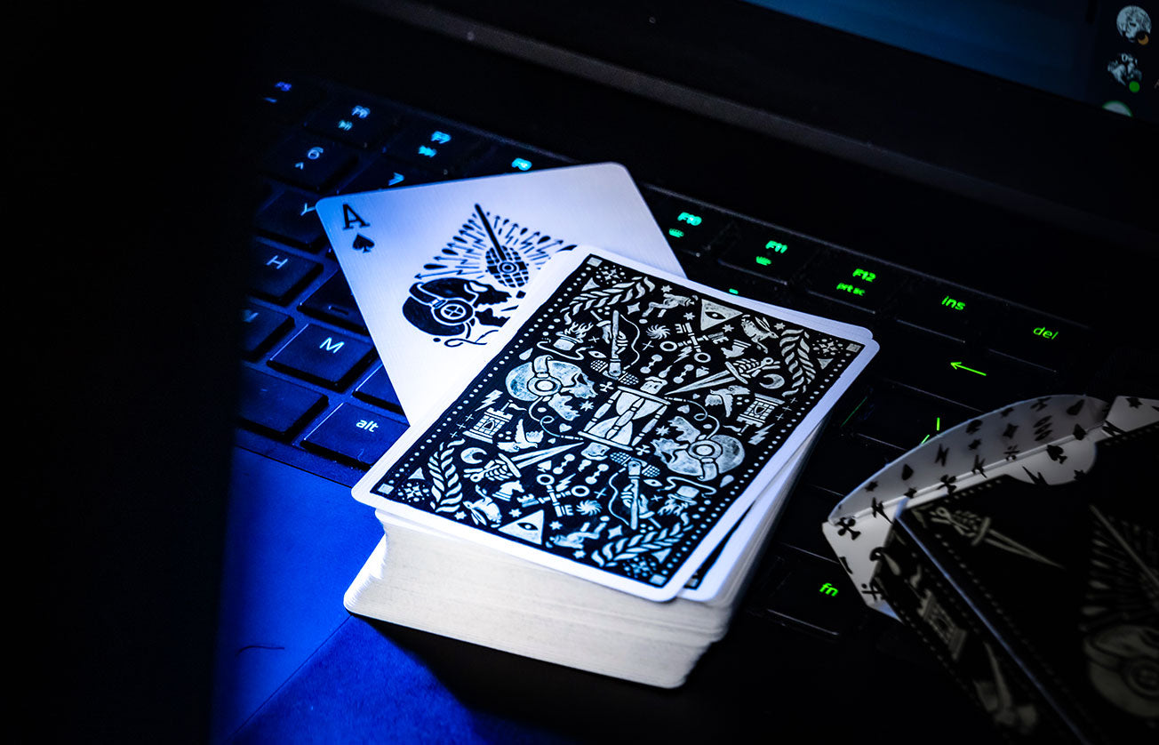 Discord Deck by Luxury-pressed E7 | Ellusionist