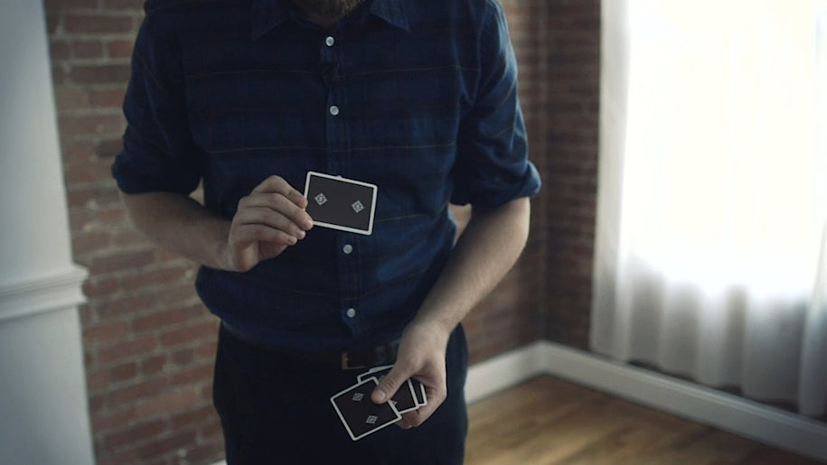 Fourfly by Tobias Dostal | Ellusionist