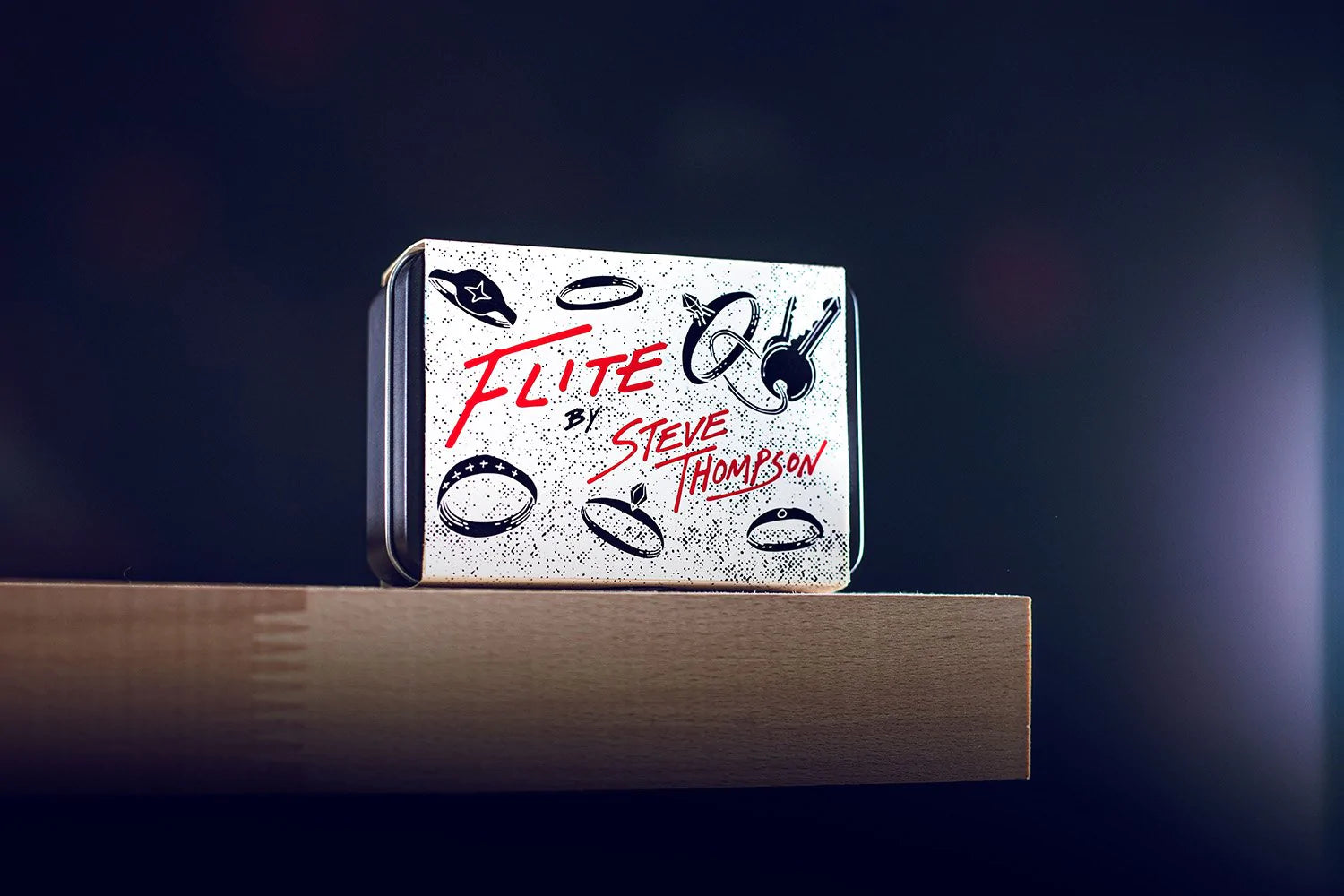 Flite by Steve Thompson | Ellusionist