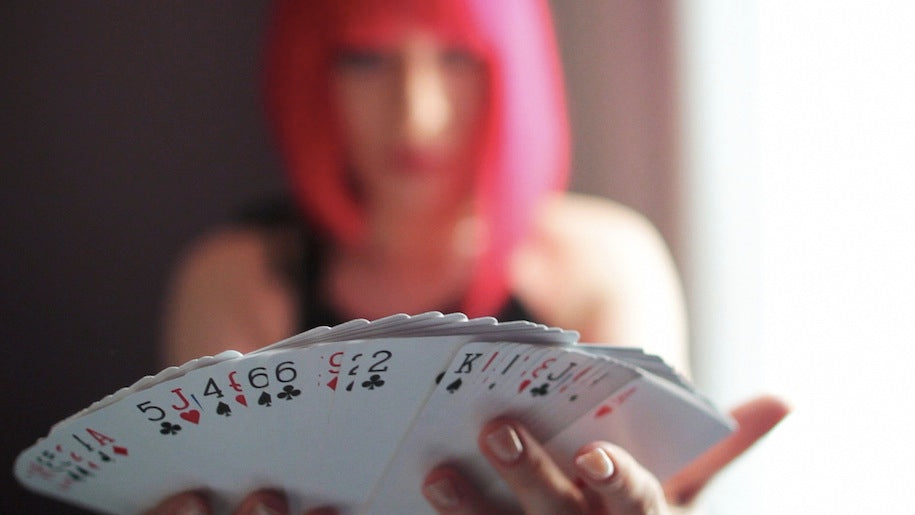 Card in Bottle by Laura London | Ellusionist