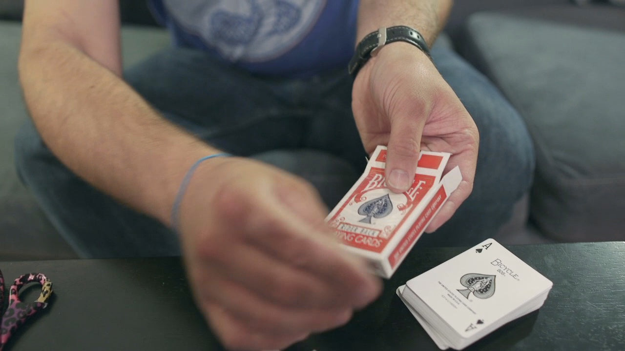 Pass Through by Cody Nottingham | Ellusionist
