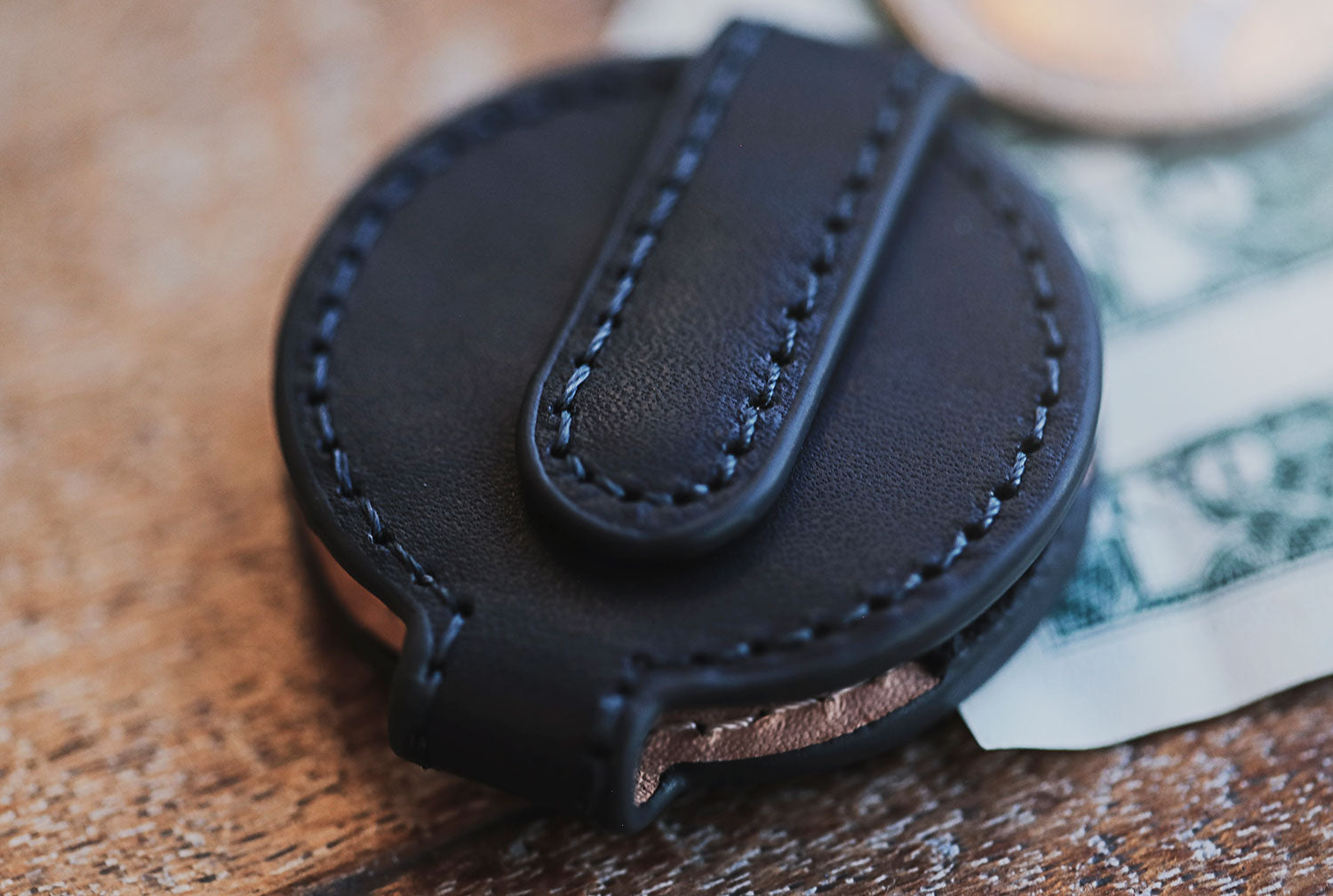 Quiver Coin Holder by Ellusionist | Ellusionist