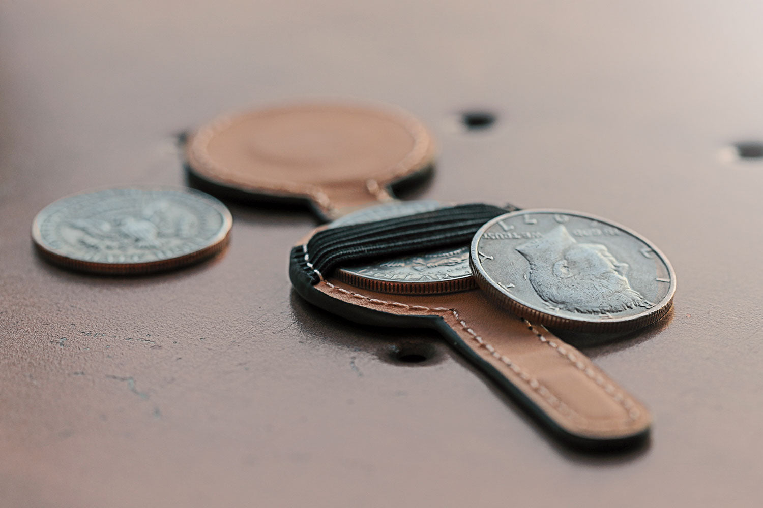 Quiver Coin Holder by Ellusionist | Ellusionist