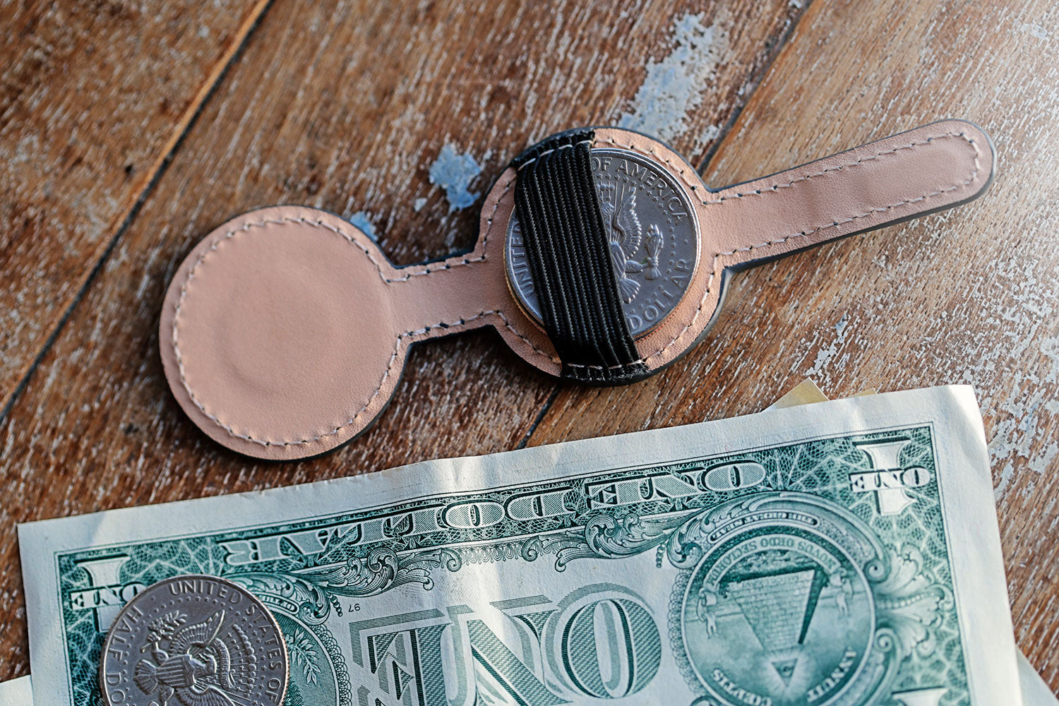 Quiver Coin Holder by Ellusionist | Ellusionist