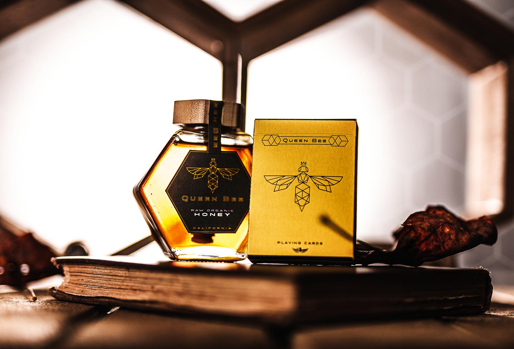 Queen Bee by Luxury-pressed E7 | Ellusionist