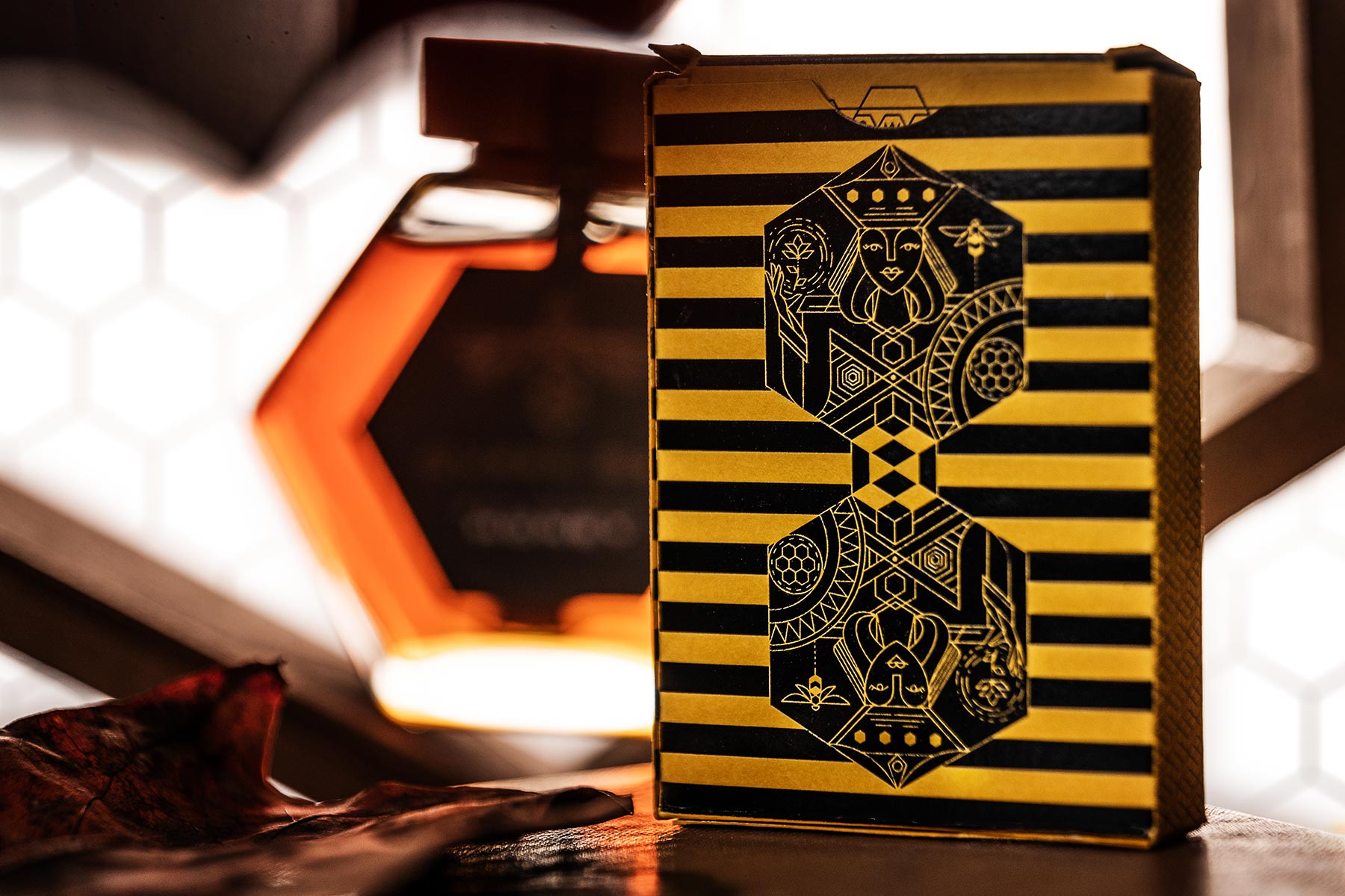 Queen Bee by Luxury-pressed E7 | Ellusionist