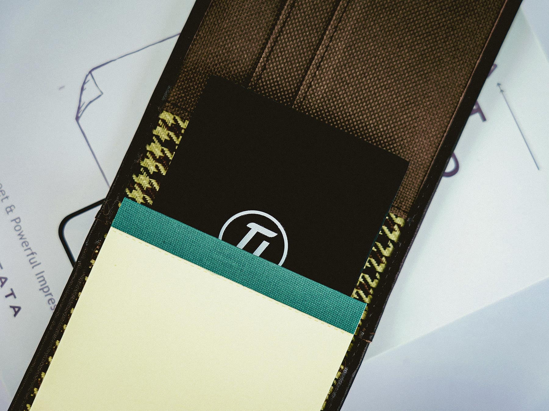 Smart Memo Pad by Pitata || Ellusionist